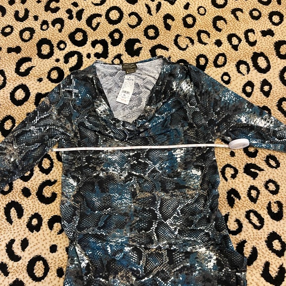 Teal / white/ grey snakeskin dress - Picture 6 of 9